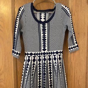 Nina Leonard blue and white knit dress
